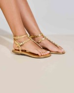 Rasteira Strap Tachas Dourado