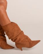 Bota Cano Médio Slouchy Caramelo