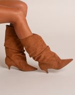 Bota Cano Médio Slouchy Caramelo
