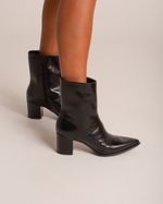 Bota Cano Médio Slouchy Julie Preto