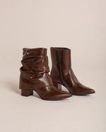 Bota Cano Médio Slouchy Julie Marrom
