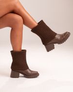 Bota Cano Médio Polaina Marrom