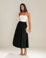Saia Midi Evasê Preto