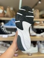 Tênis Mizuno SPACE-8266