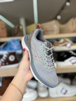 Tênis Mizuno SPACE-8266