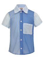 Camisa infantil listrada com bolsos
