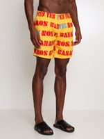 Shorts estampados cós elastico e bolsos laterais