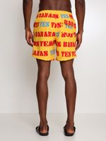 Shorts estampados cós elastico e bolsos laterais