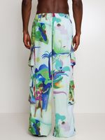 Calça oversized estampada com bolsos 