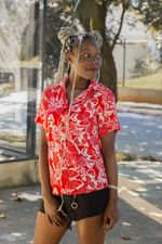 Camisa Borboleta Vermelha