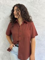 Camisa Marrom Escuro