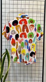 Camisa Mulheres Coloridas