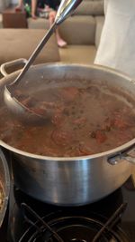 Feijoada Tradicional no Balde  + Farofa de Mandioca com Bacon   - Serve 8