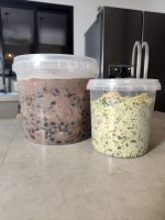 Feijoada Tradicional no Balde  + Farofa de Mandioca com Bacon   - Serve 8