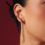 BRINCO EAR HOOK RUBIS E DIAMANTES