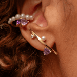 BRINCO EAR HOOK AMETISTA, PÉROLA E SAFIRA