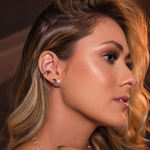  BRINCO COM PIERCING EM PEROLA BOTAO, SAFIRA ROSA, TOPAZIO LONDON E DIAMANTE BRANCO DE 1,5PT EM OURO ROSE