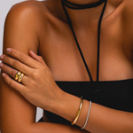 ANEL BOJUDO FORMAS DIAMANTES 1PT EM OURO AMARELO