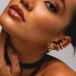 BRINCO EAR HOOK EQUILIBRIO COM DIAMANTES 1PT EM OURO AMARELO
