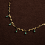 CHOKER MEIA CORRENTE OMA COM ESMERALDAS GOTAS 5X4MM EM OURO AMARELO