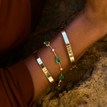 PULSEIRA ESMERALDA GOTA E DIAMANTE 5PTS CAIXA COROA OURO AMARELO