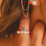 ANEL PÉROLA 5MM, CORAL GOTA, TURQUESA NAVETE E DIAMANTE BRANCO OURO ROSÉ