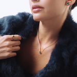 CHOKER MEIO FIO DE PÉROLAS COM TURMALINA AZUL OVAL E DIAMANTE EM OURO AMARELO