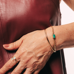 PULSEIRA CORRENTE OMA COM ESMERALDA RETANGULAR EM OURO AMARELO