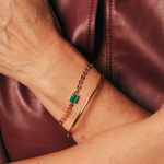 PULSEIRA CORRENTE OMA COM ESMERALDA RETANGULAR EM OURO AMARELO