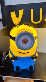 LUMINÁRIA MINION STUART – DECORAÇÃO DIVERTIDA PARA QUARTOS E ESCRITÓRIOS