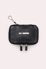 CHARM NECESSAIRE