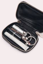 CHARM NECESSAIRE