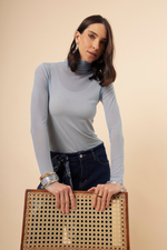 Blusa Segunda Pele  Gola Alta Azul Glacial