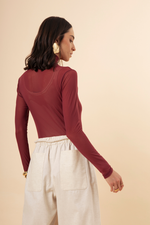 Blusa Segunda Pele  Gola Alta Vinho