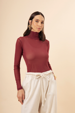 Blusa Segunda Pele  Gola Alta Vinho