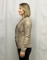 Jaqueta Feminina Estampada -  Animal Print - P