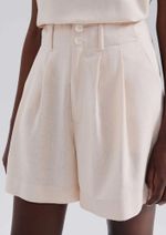Shorts Feminino Em Alfaiataria Com Linho