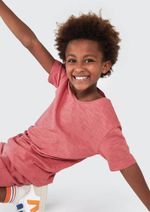 Camiseta Básica Infantil Menino Flamê Em Decote V