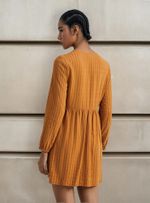 Vestido Curto Evasê Manga Longa