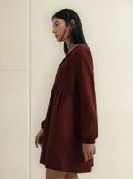 Vestido Curto Evasê Manga Longa