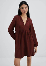 Vestido Curto Evasê Manga Longa