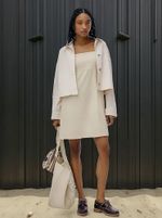Vestido Curto Decote Quadrado Em Viscose E Linho