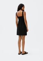 Vestido Curto Decote Quadrado Em Viscose E Linho