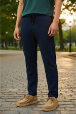 Calça Masculina Em Sarja Jogger
