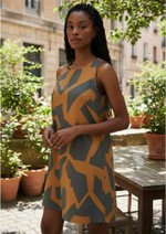 Vestido Curto Estampado Reto