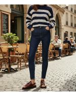 Calça Jeans Básica Feminina Cintura Média Ultra Stretch
