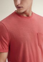 Camiseta Masculina Comfort Com Bolso Em Malha Flamê