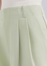 Shorts Feminino Cintura Alta Em Alfaiataria