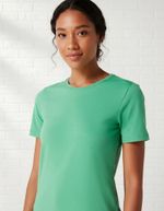Blusa Básica Feminina Slim Em Algodão