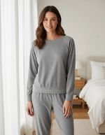 Pijama Feminino Longo Em Malha Plush